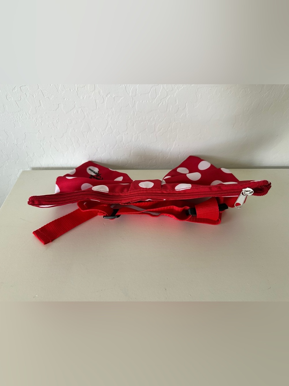 Disney Minnie Mouse Red & White Polka Dot Bow Pouch, Fannypack, Waist Belt - Picture 3 of 7
